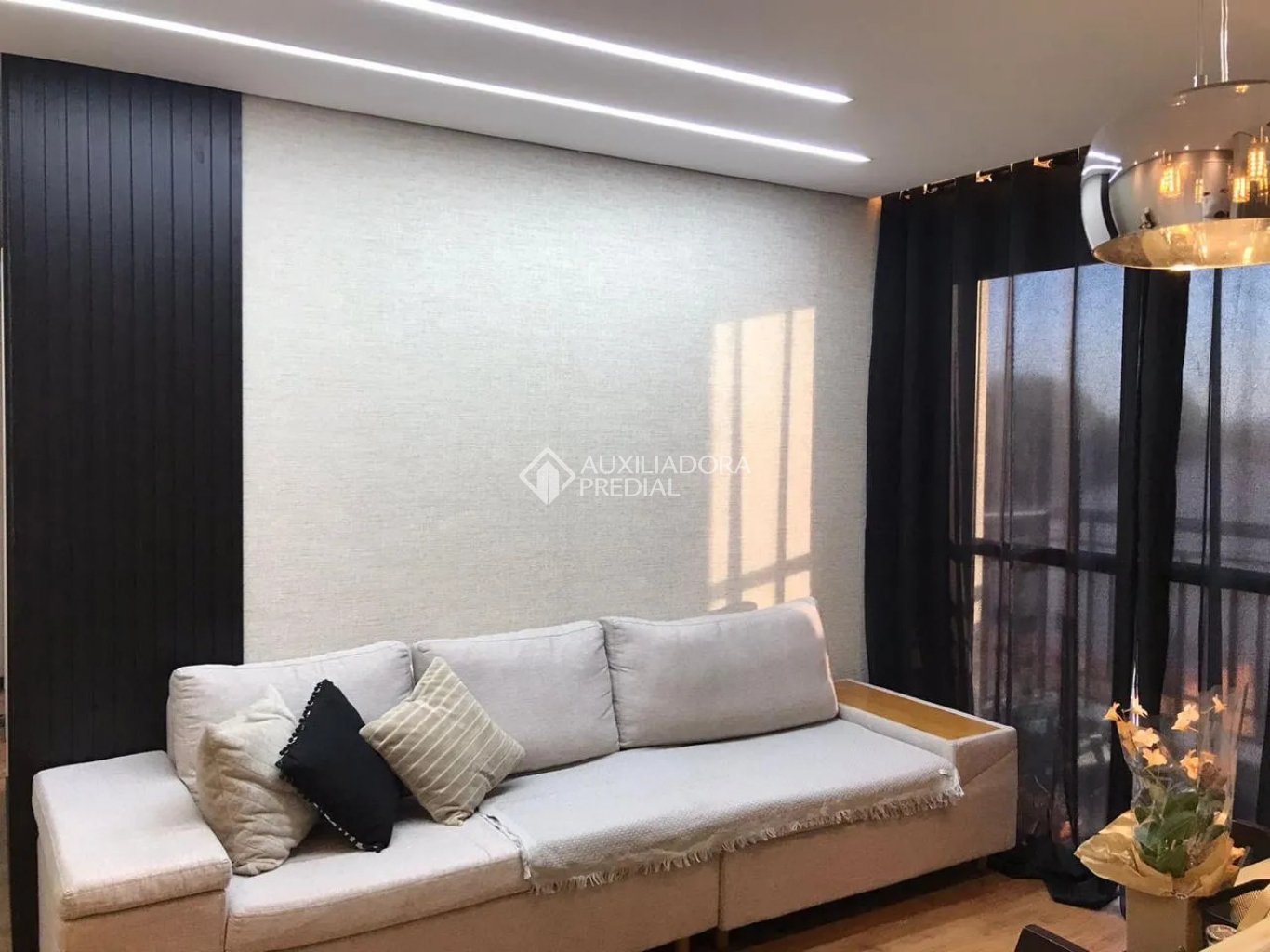 Apartamento à venda com 2 quartos, 49m² - Foto 1