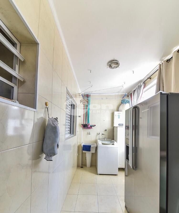 Apartamento à venda com 3 quartos, 96m² - Foto 17