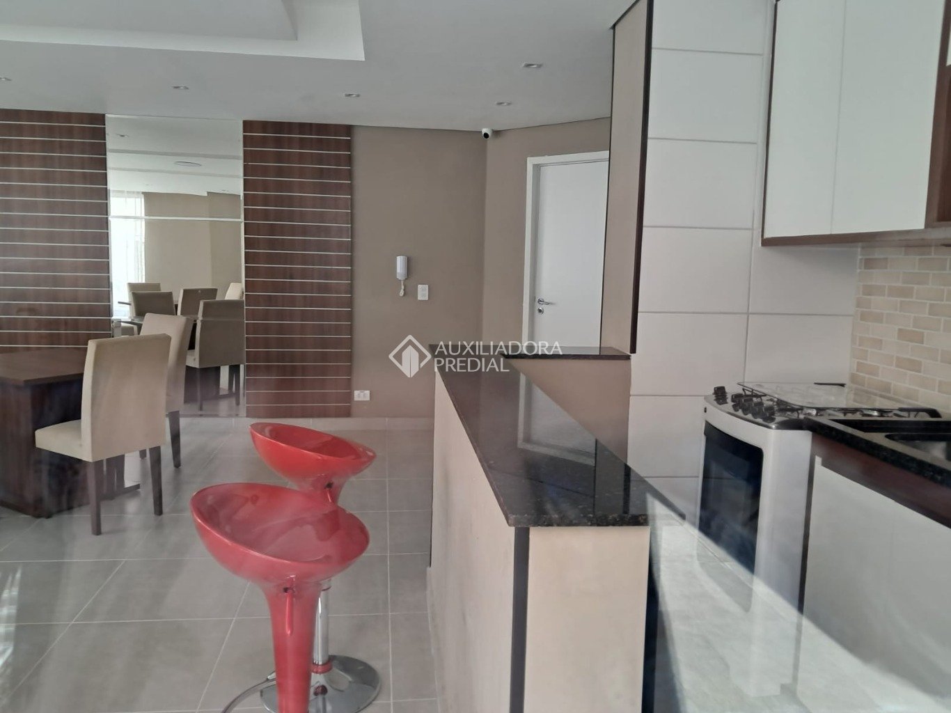 Apartamento à venda com 2 quartos, 61m² - Foto 13