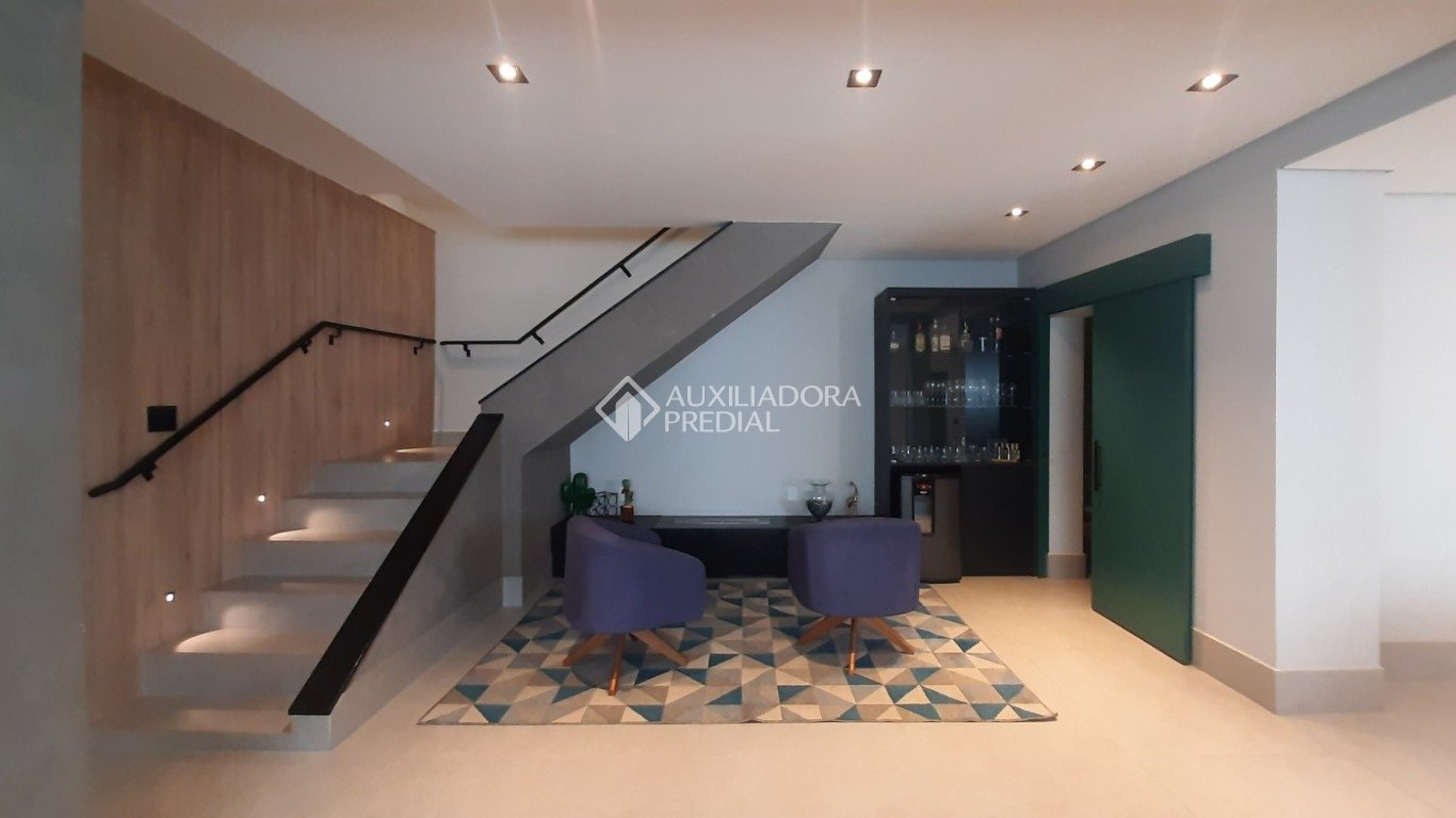 Casa à venda com 4 quartos, 340m² - Foto 9