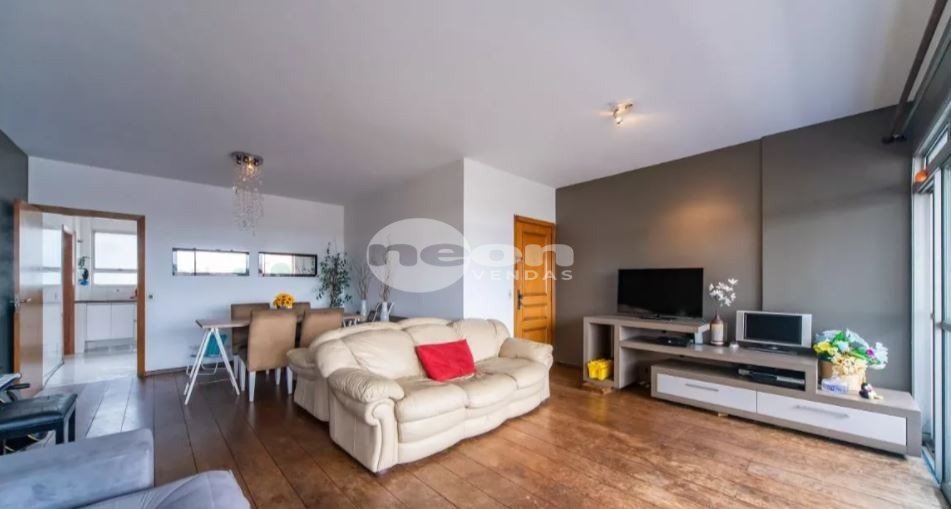 Apartamento à venda com 4 quartos, 159m² - Foto 1