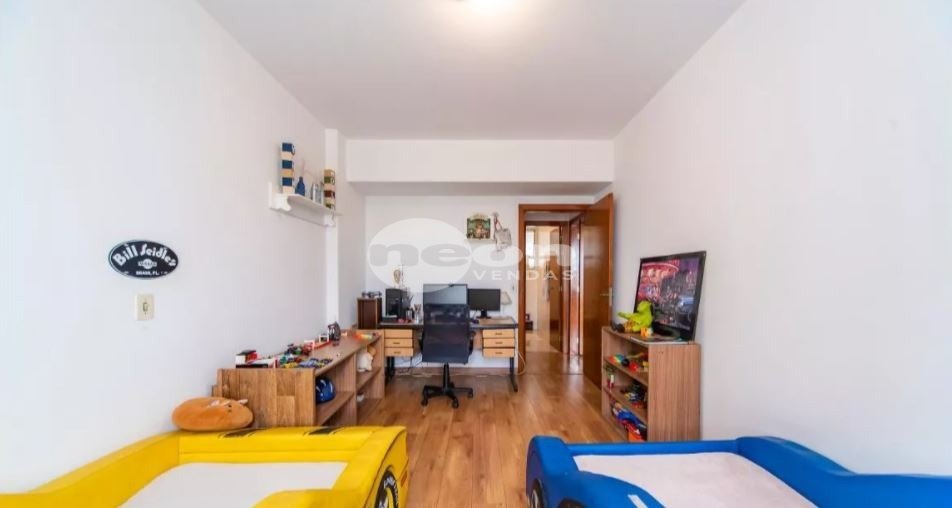 Apartamento à venda com 4 quartos, 159m² - Foto 21