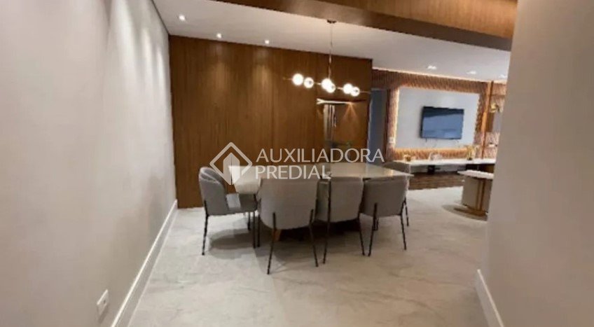 Apartamento à venda com 3 quartos, 110m² - Foto 2