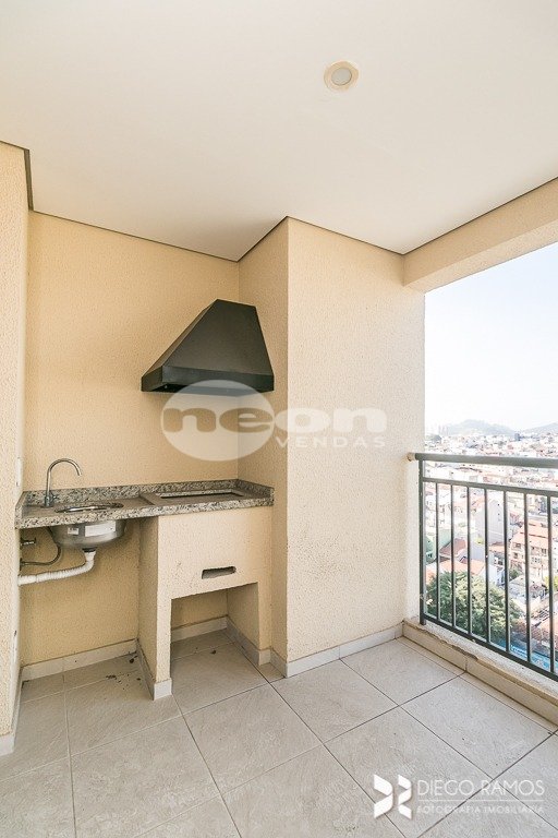 Apartamento à venda com 3 quartos, 82m² - Foto 2