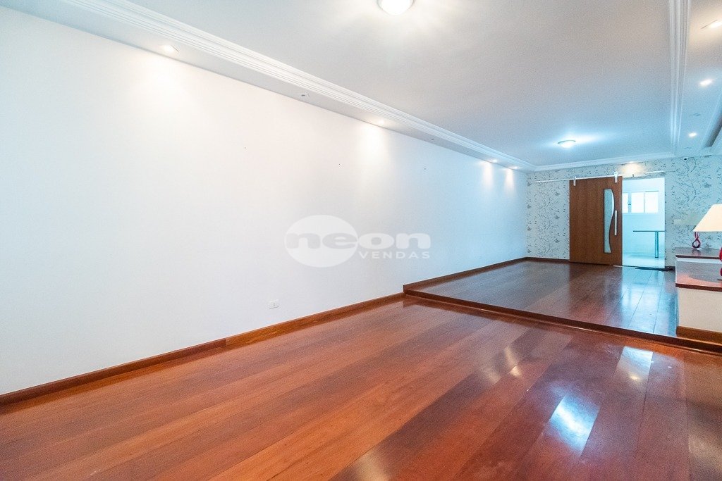 Casa à venda com 3 quartos, 335m² - Foto 6