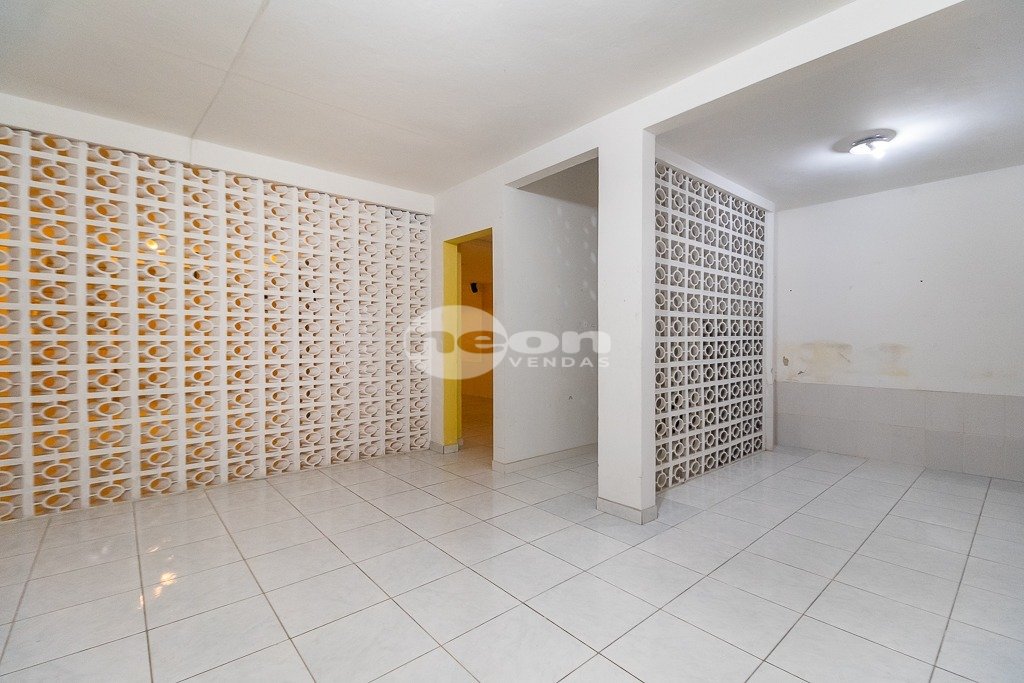 Casa à venda com 3 quartos, 335m² - Foto 17