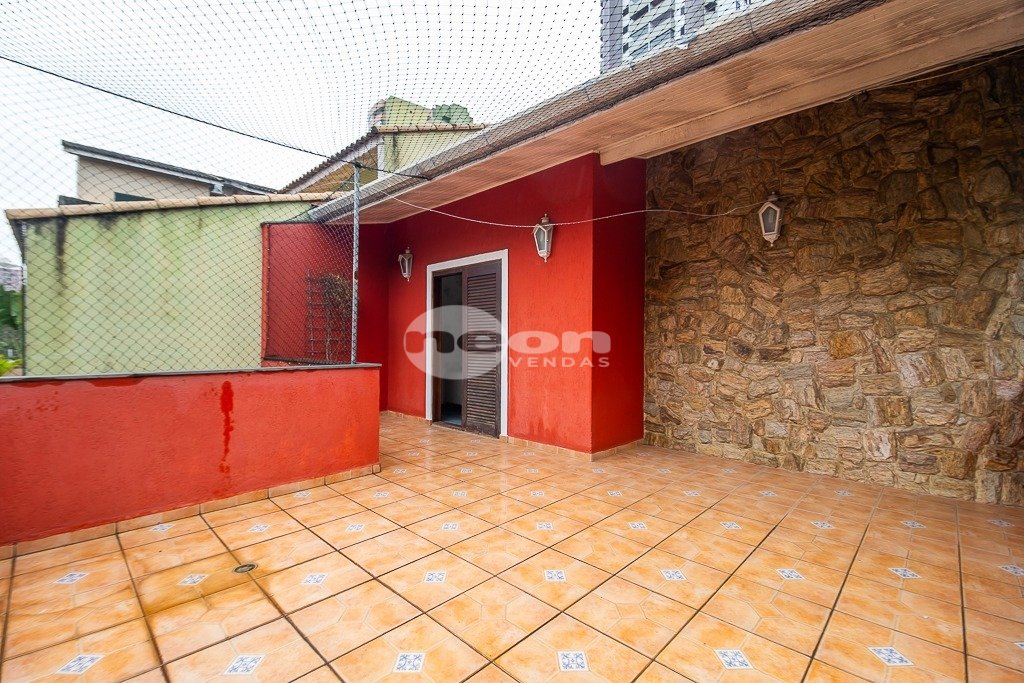 Casa à venda com 3 quartos, 335m² - Foto 25