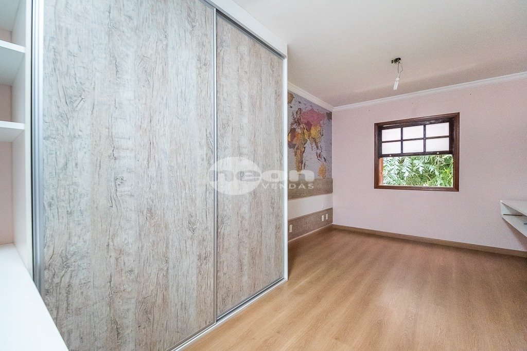 Casa à venda com 3 quartos, 335m² - Foto 31