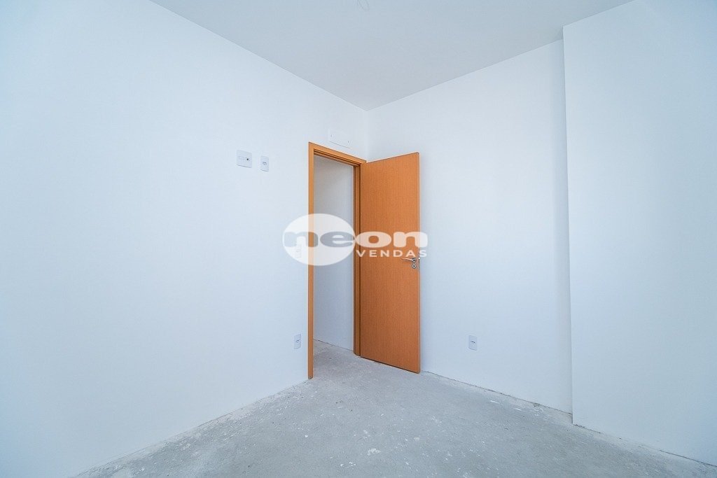 Apartamento à venda com 2 quartos, 65m² - Foto 16