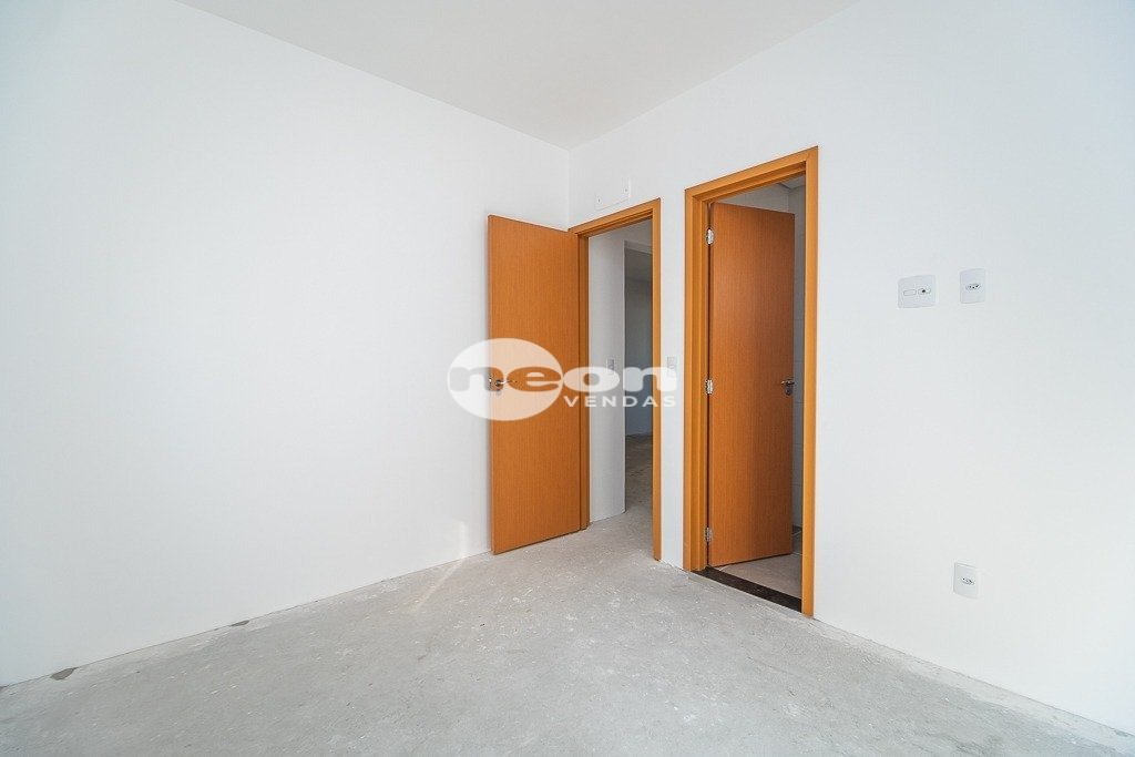 Apartamento à venda com 2 quartos, 65m² - Foto 4