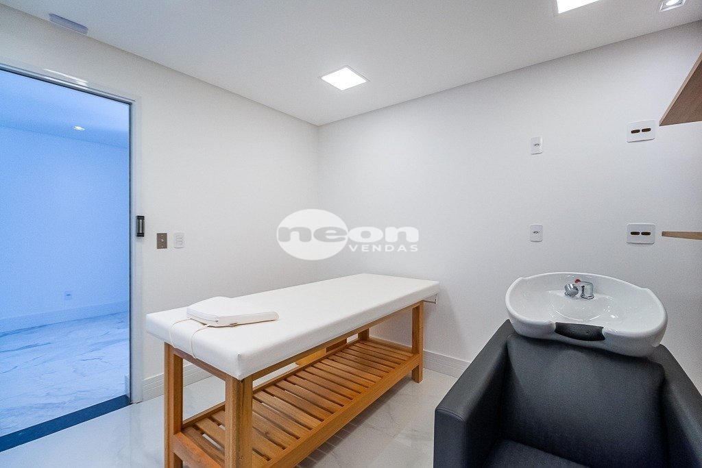 Apartamento à venda com 2 quartos, 65m² - Foto 27