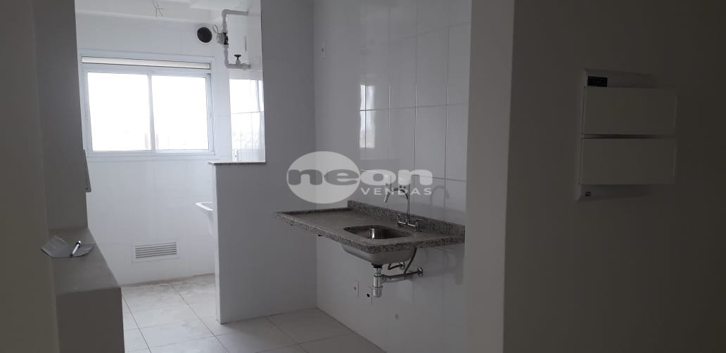 Apartamento à venda com 2 quartos, 65m² - Foto 3