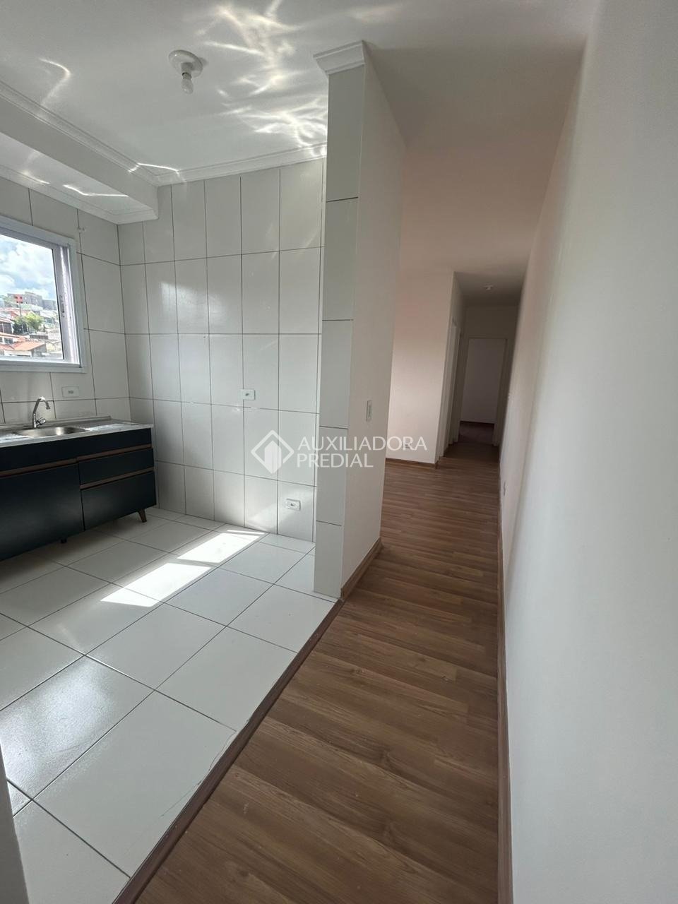 Apartamento à venda com 2 quartos, 56m² - Foto 3