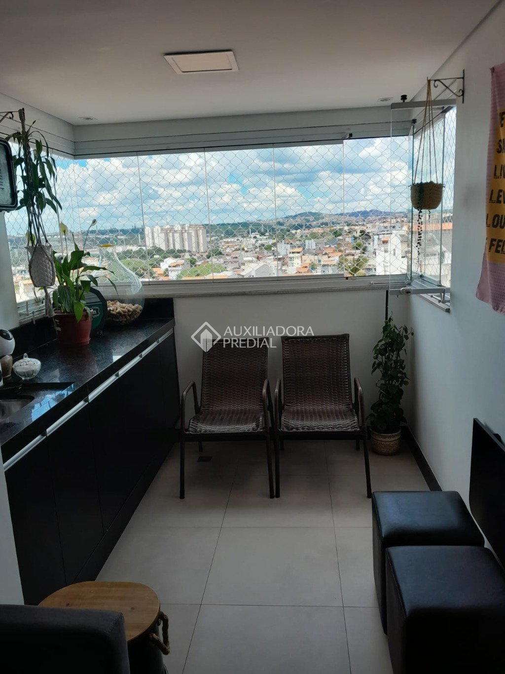 Apartamento à venda com 2 quartos, 51m² - Foto 4