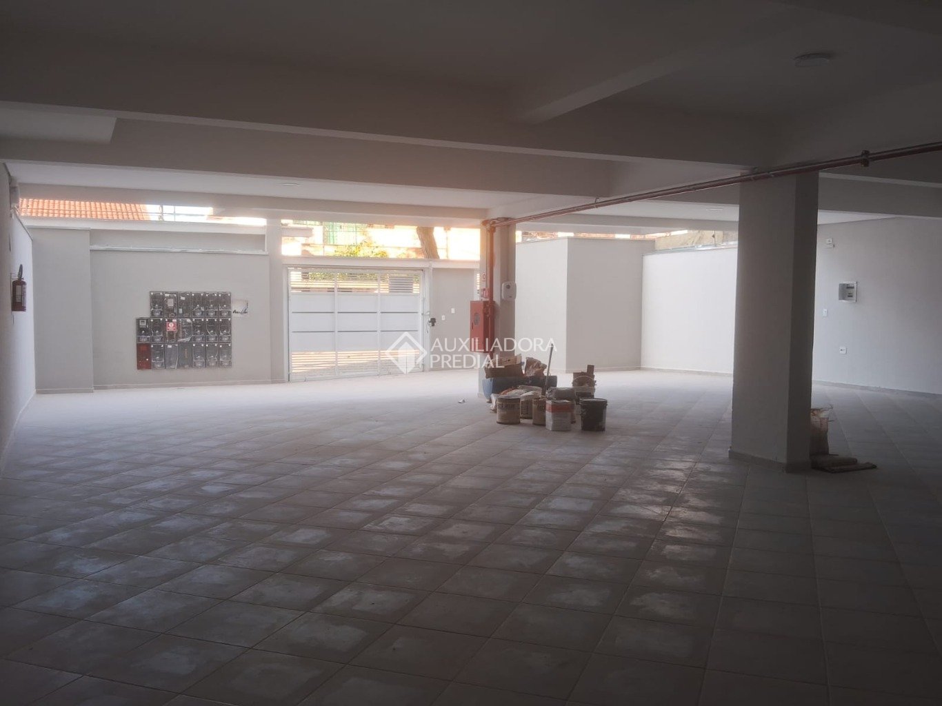 Apartamento à venda com 2 quartos, 61m² - Foto 15