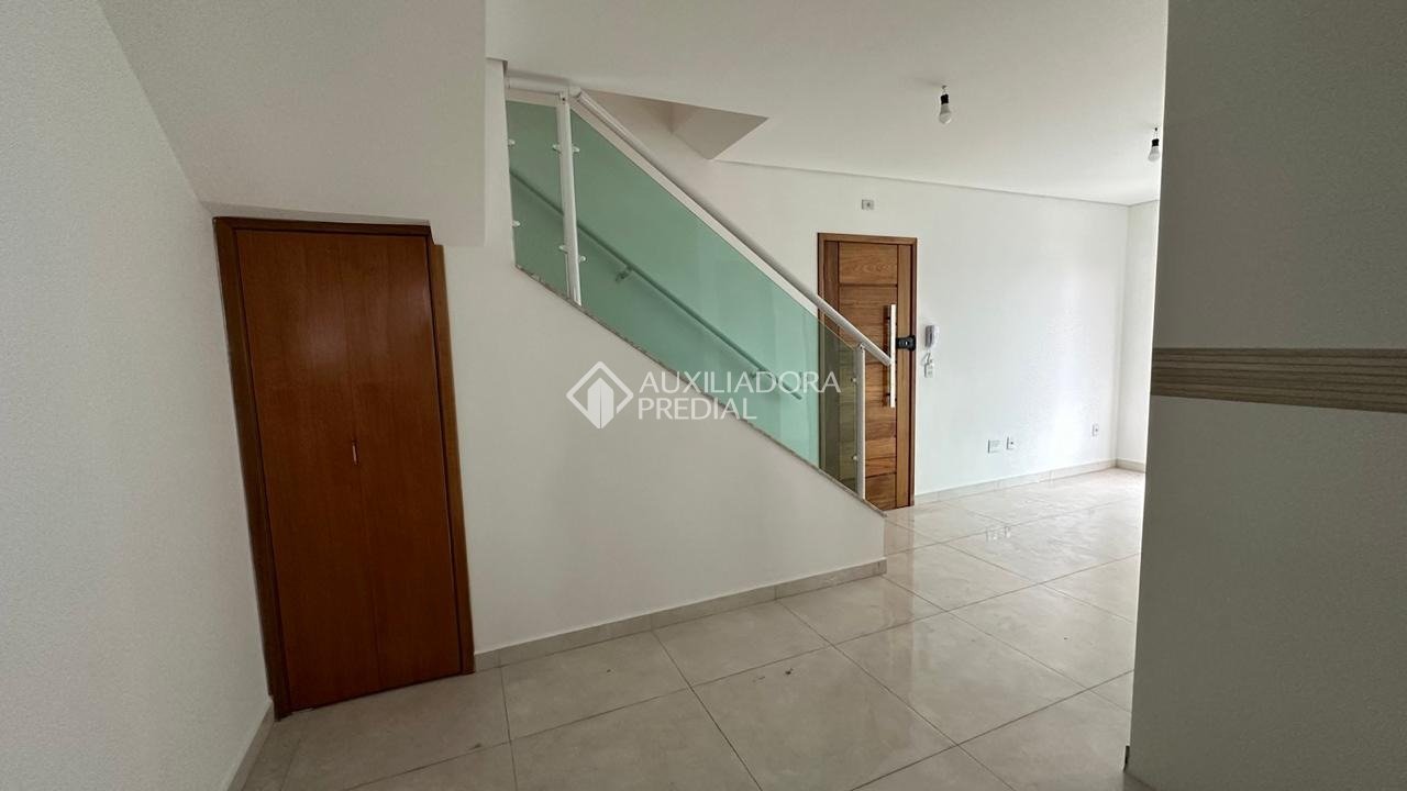 Cobertura à venda com 2 quartos, 108m² - Foto 3