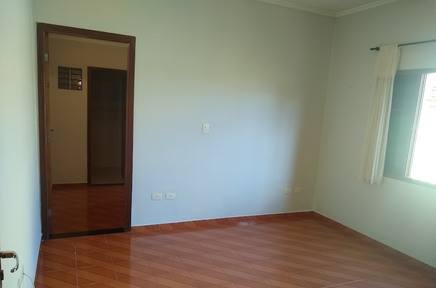 Casa à venda com 3 quartos, 130m² - Foto 3